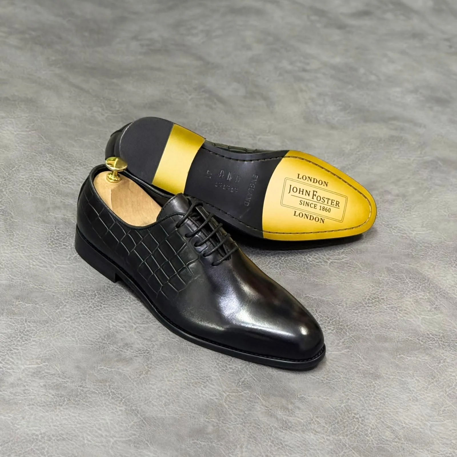 John Foster Croc-Quarter Oxford Dress Shoes