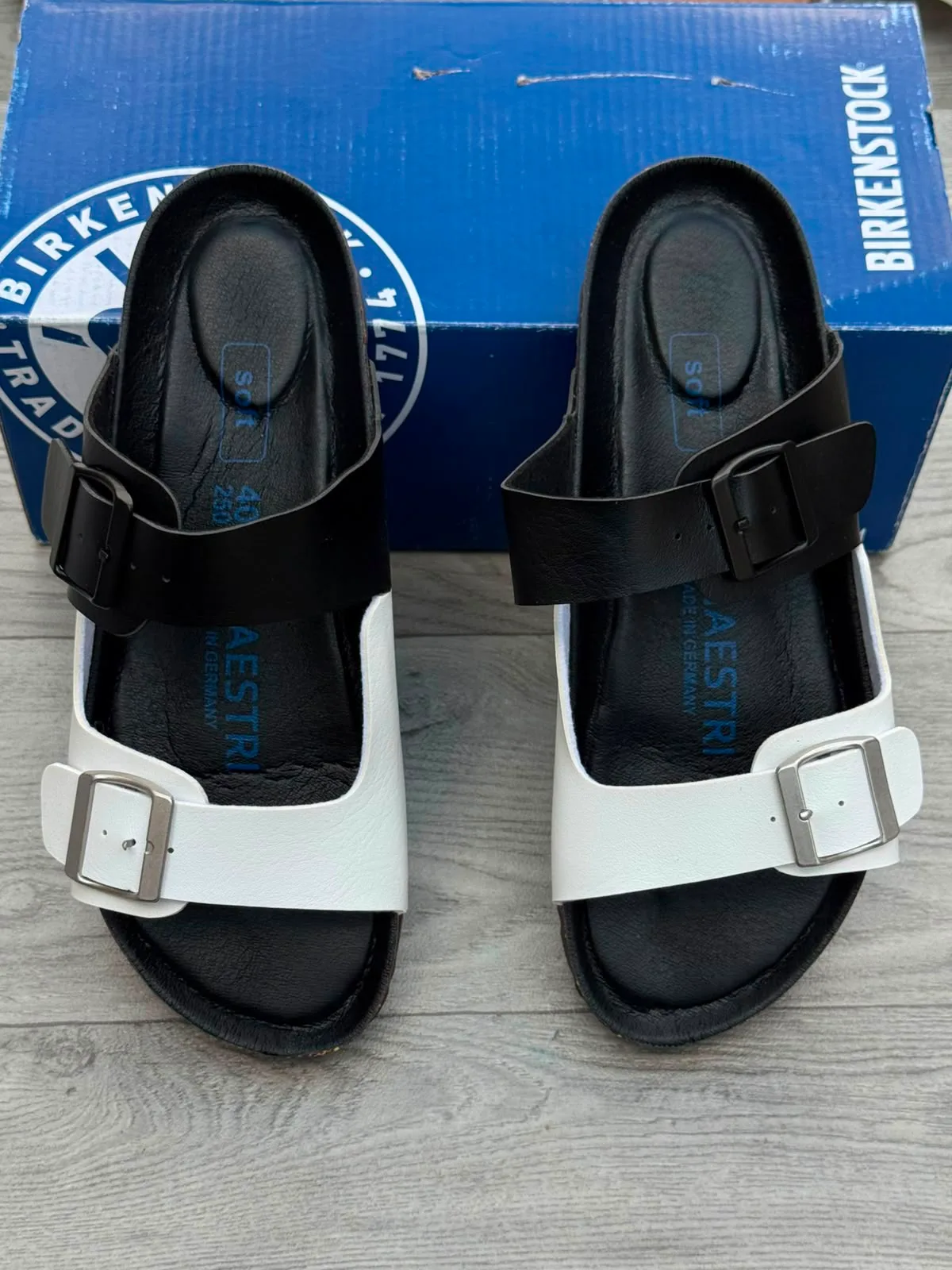 Two-Tone Contrast Two-Strap Sandals - Black & White