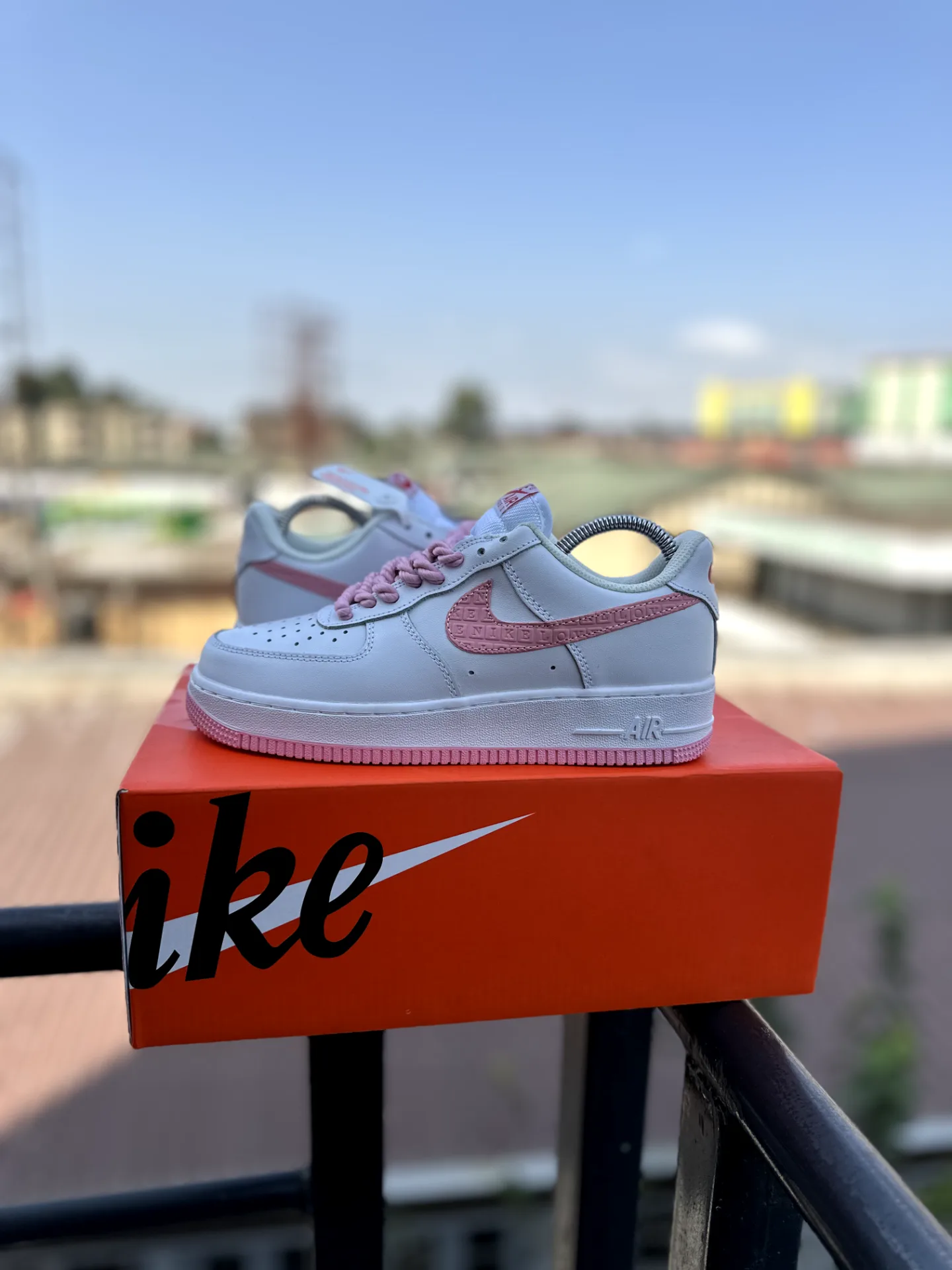 Ladies Nike Air Force 1 Low "Valentines" Chunky Rope Laces Pink