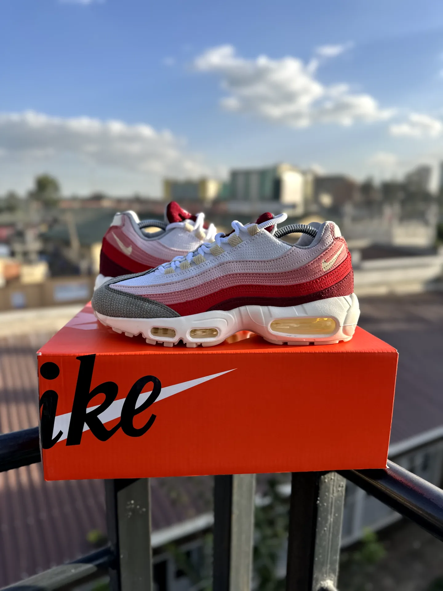Nike Air Max 95 "Anatomy of Air / Valentine Pink Red" - View 1