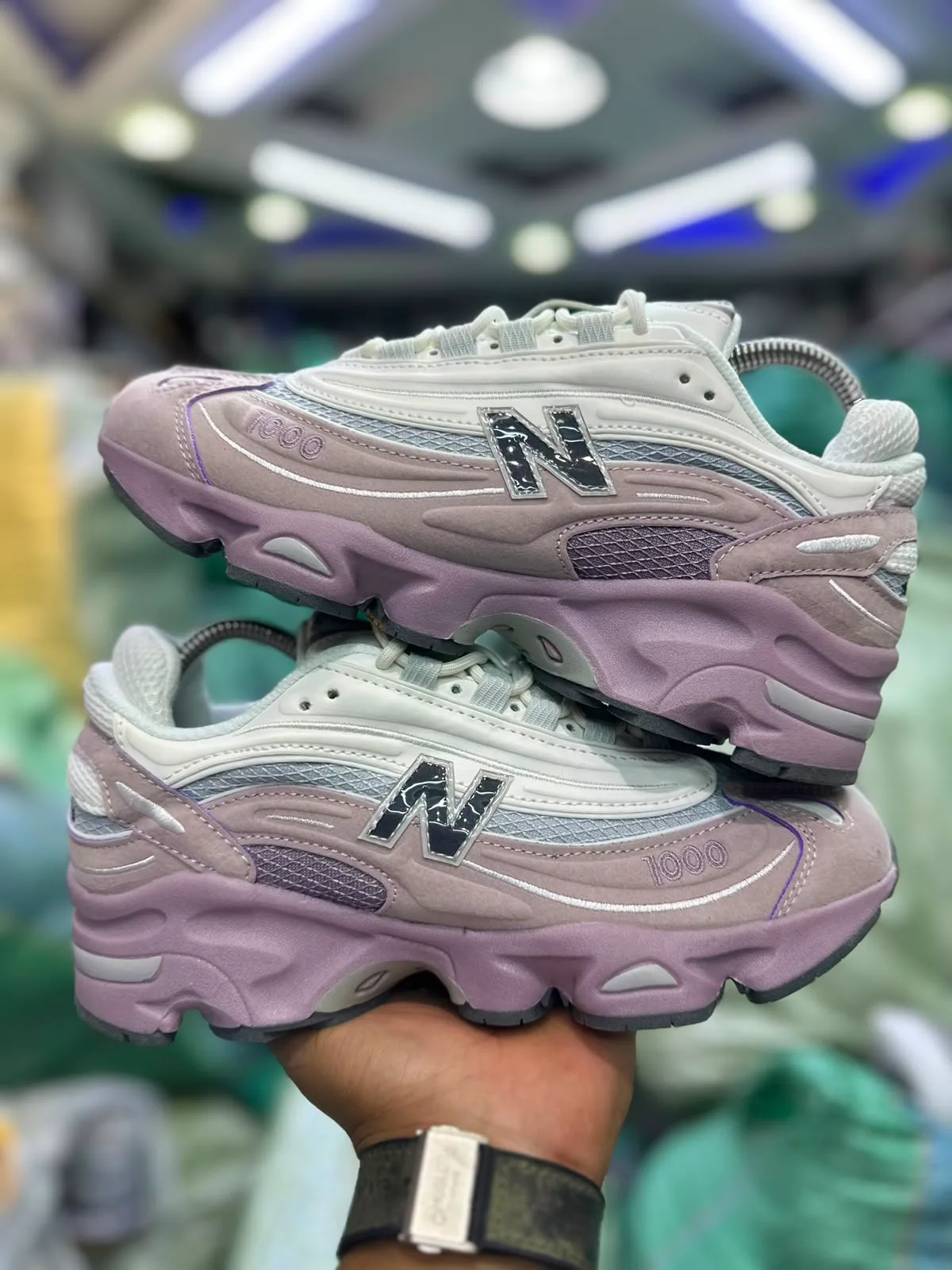New Balance 1000