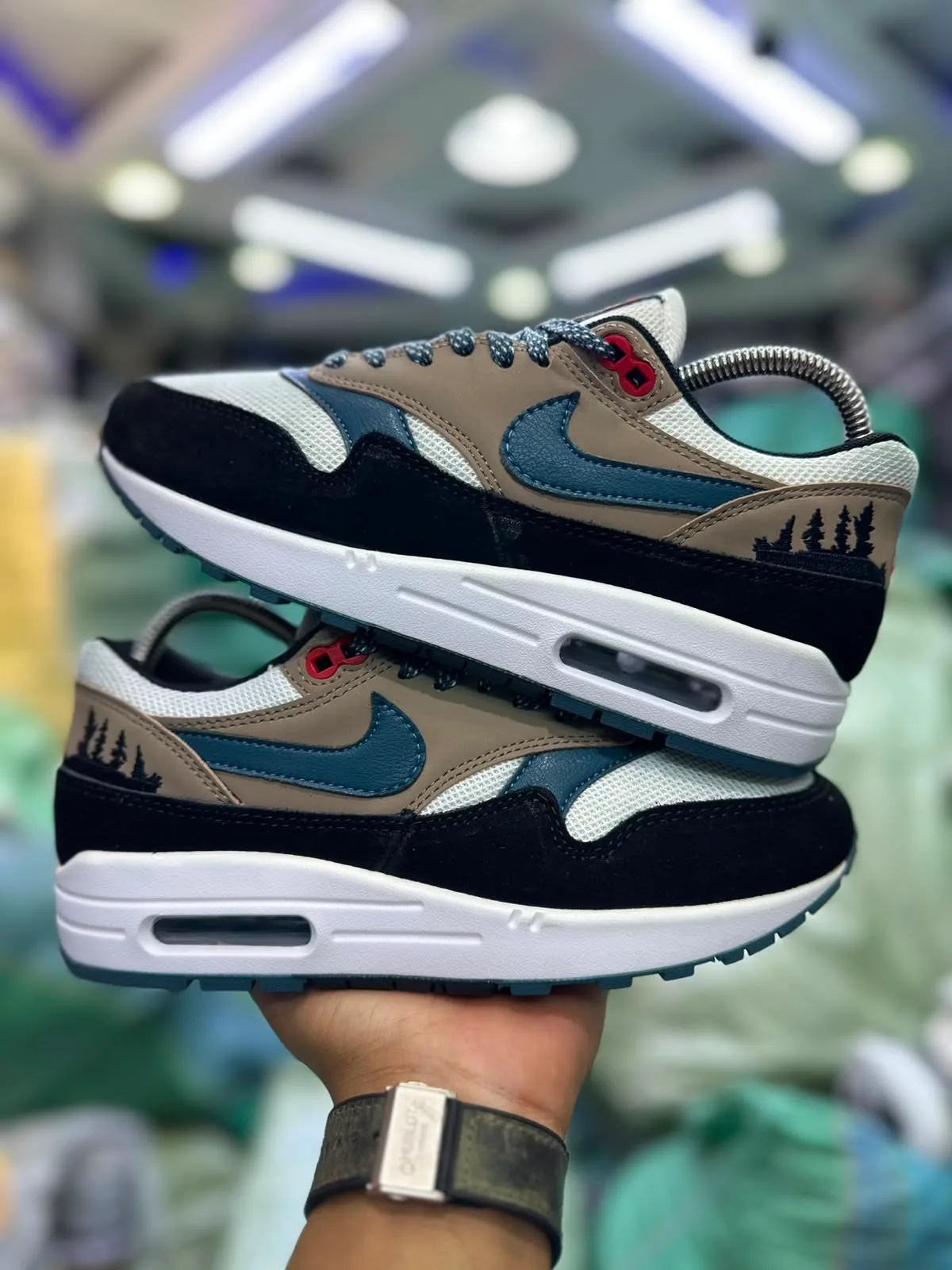 Nike Air Max 1 "Treeline / Skunk"