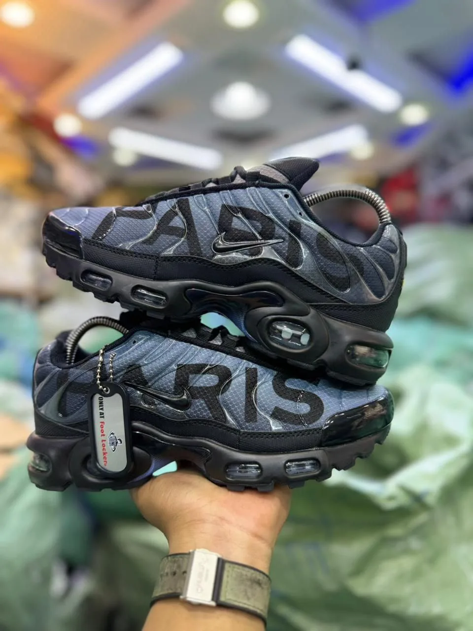 Nike Air Max Plus TN "Paris"