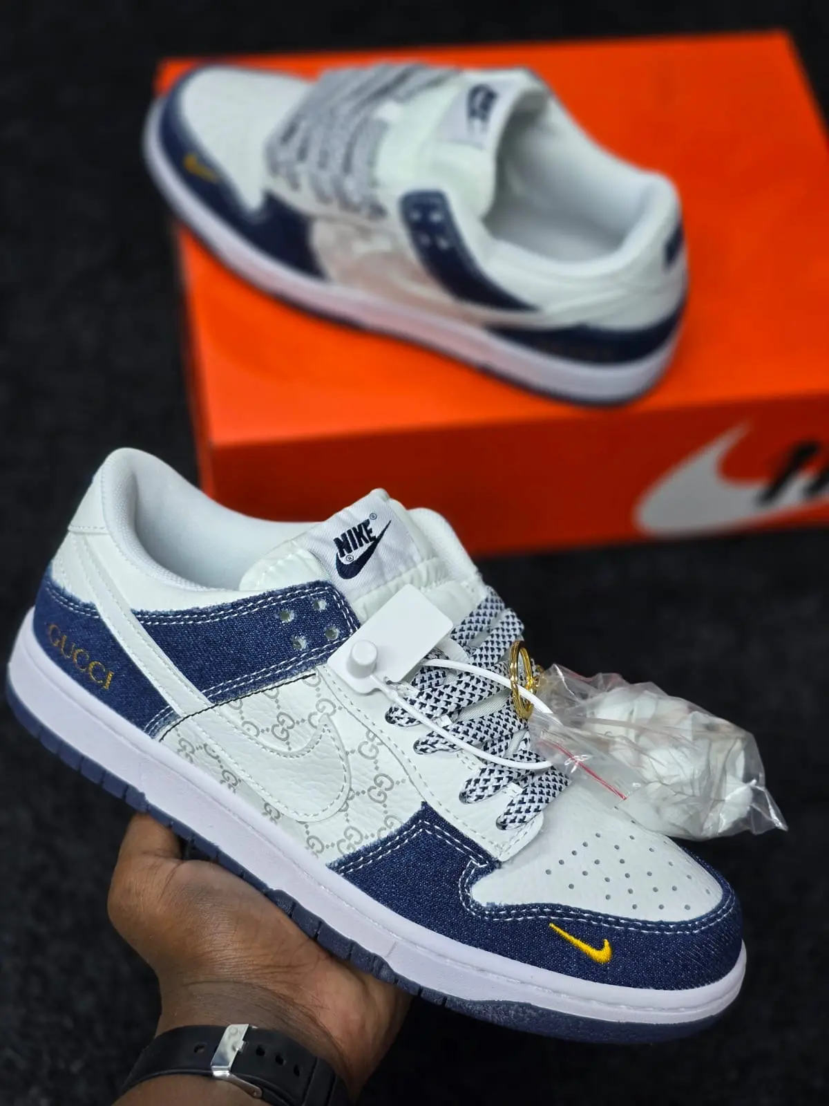 Nike SB x Gucci Denim Blue original - Detail View Kenya