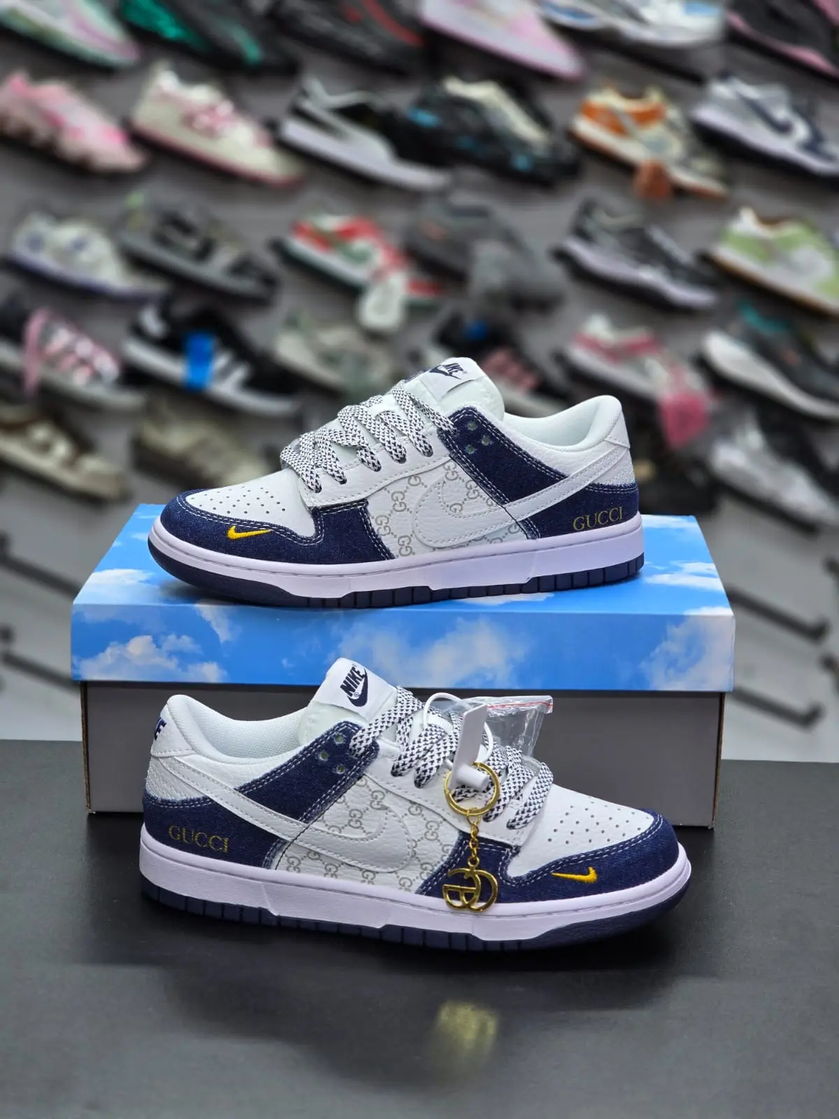 Nike SB x Gucci Denim Blue original - Detail View Kenya