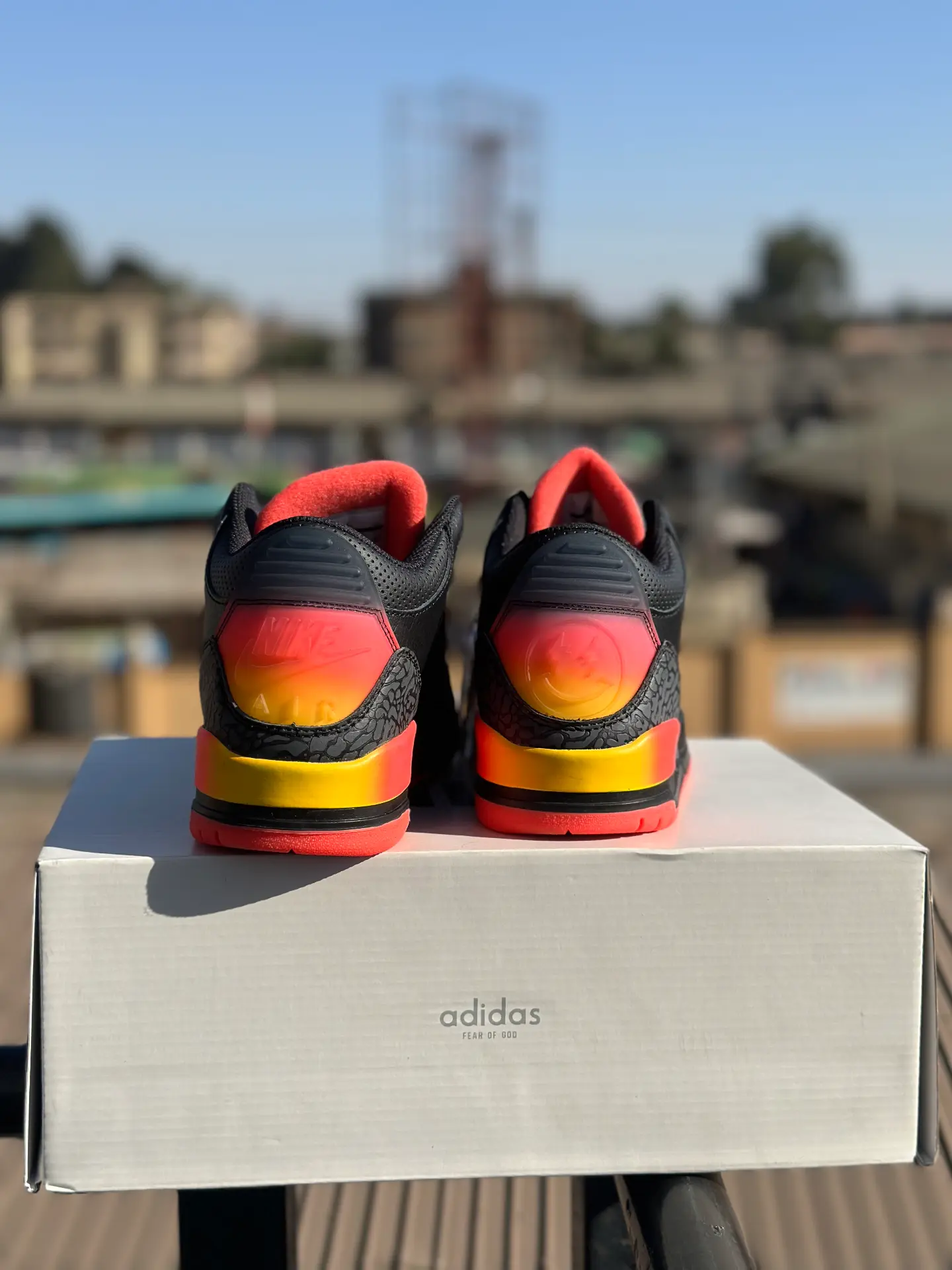 J. Balvin x Air Jordan 3 "Rio" original - Detail View Kenya