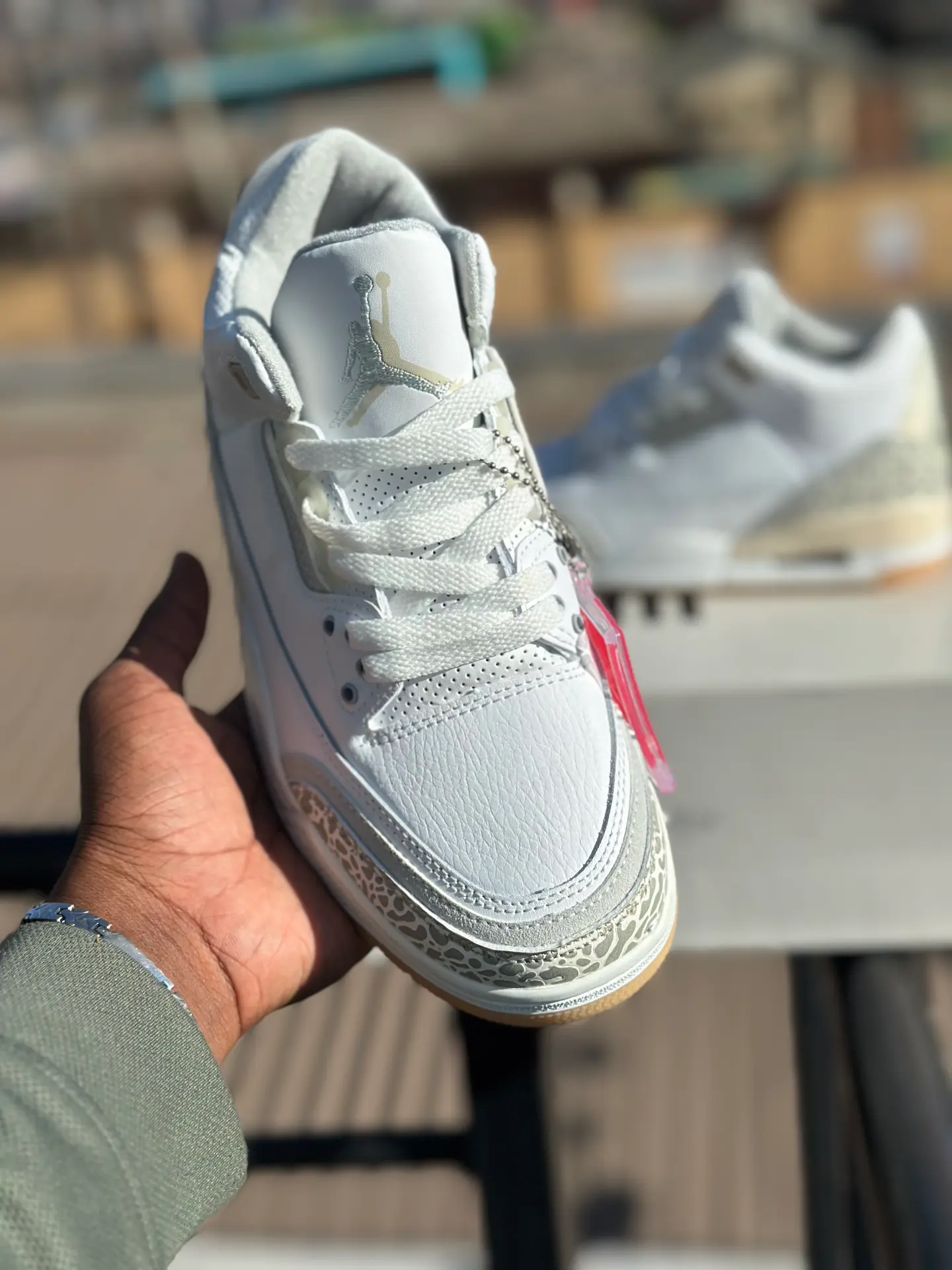 Air Jordan 3 Retro Craft "Ivory" original - Detail View Kenya