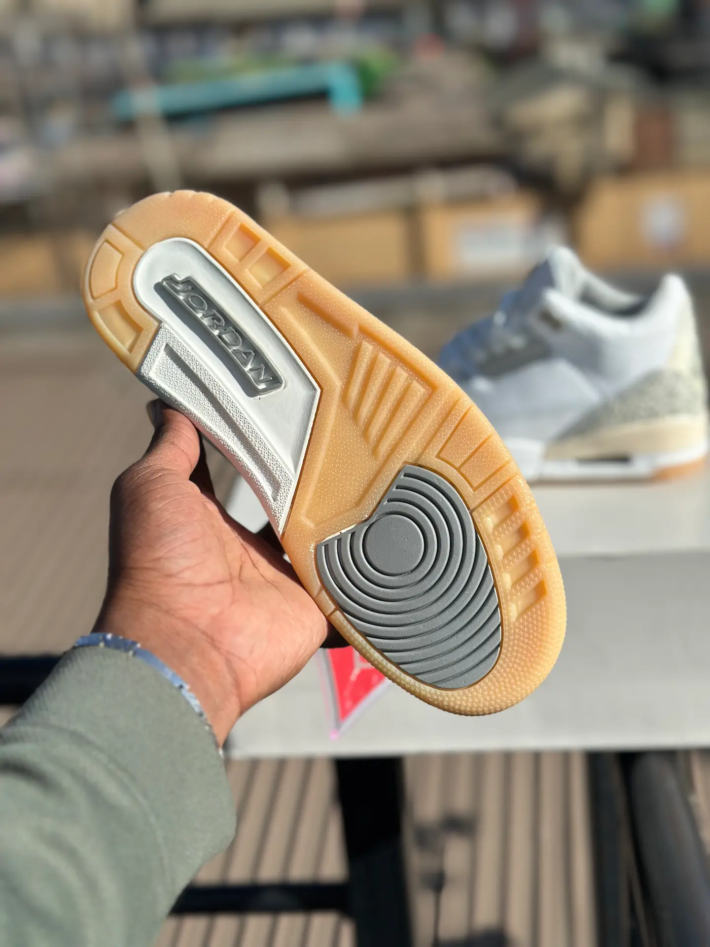Air Jordan 3 Retro Craft "Ivory" original - Detail View Kenya