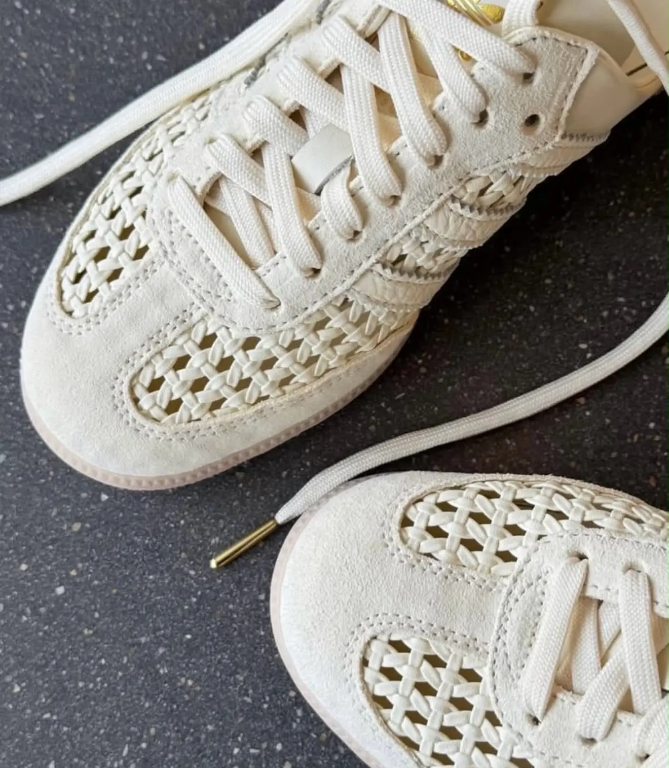 Adidas samba mules white - Detail View Kenya