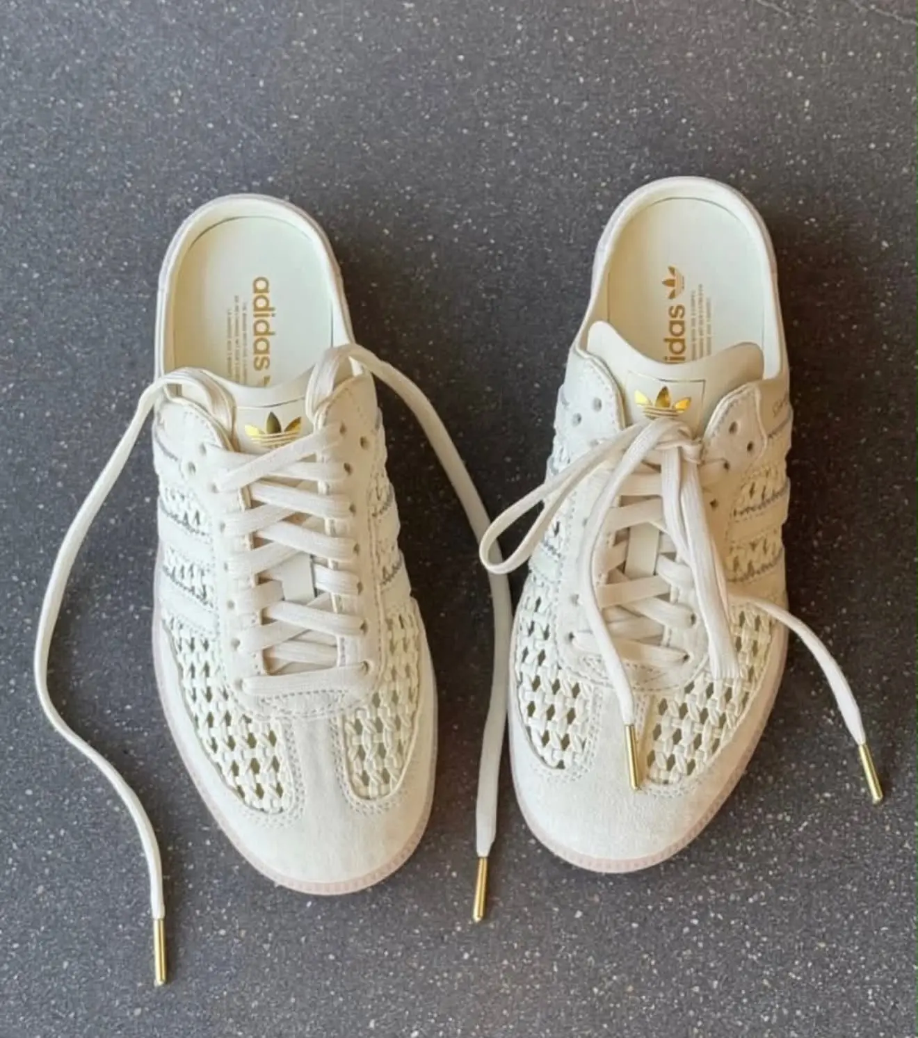 Adidas samba mules white - Detail View Kenya