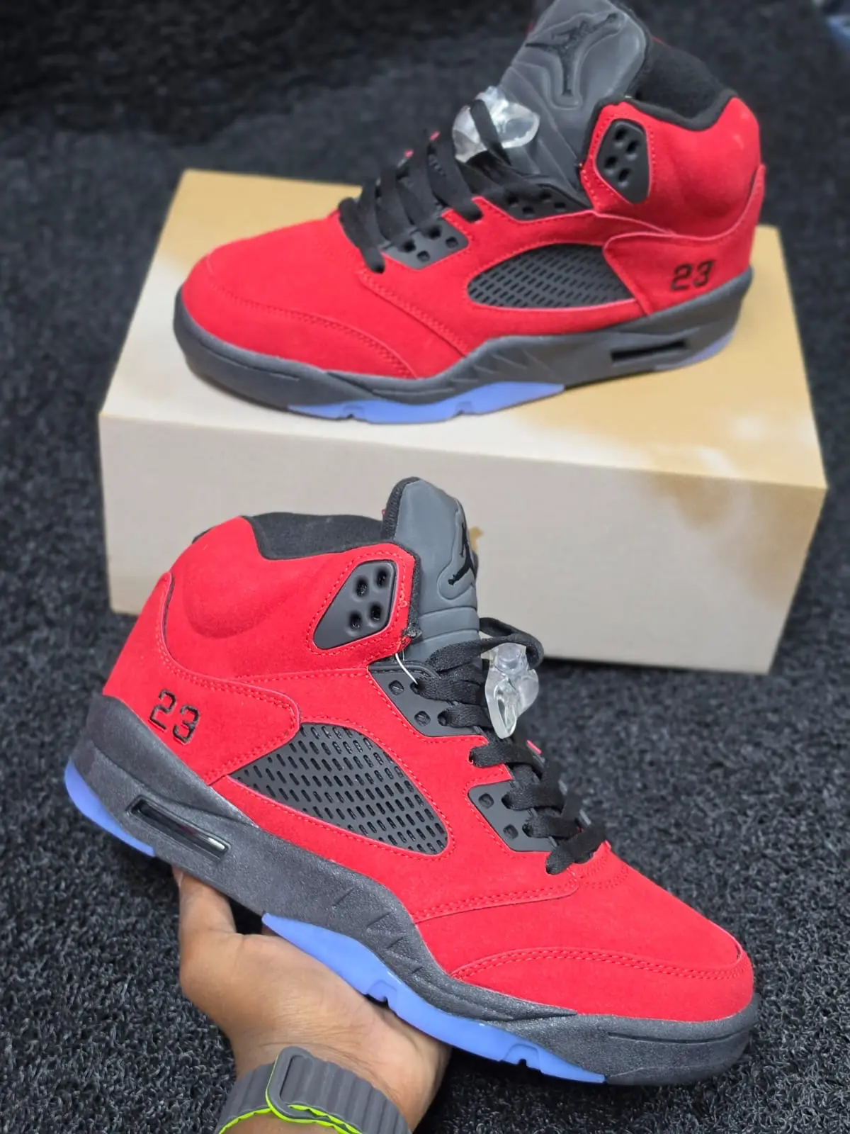 The Air Jordan 5 Retro 'Raging Bull' (Toro Bravo) original - Detail View Kenya
