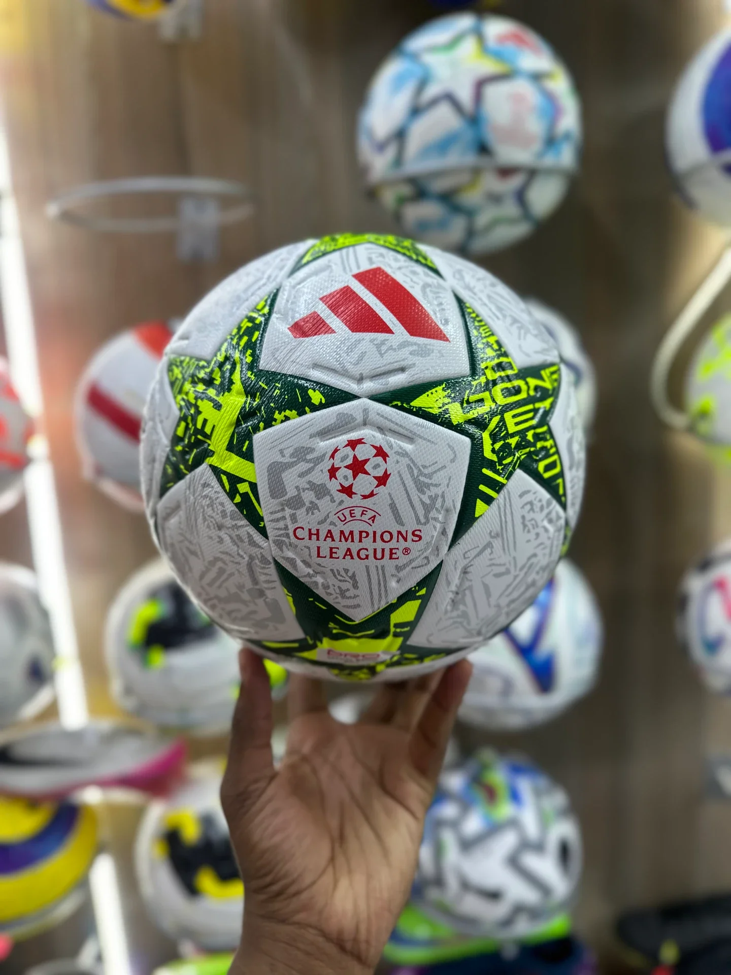 Official League Tubeless soccer balls  champions league - Detail View Kenya