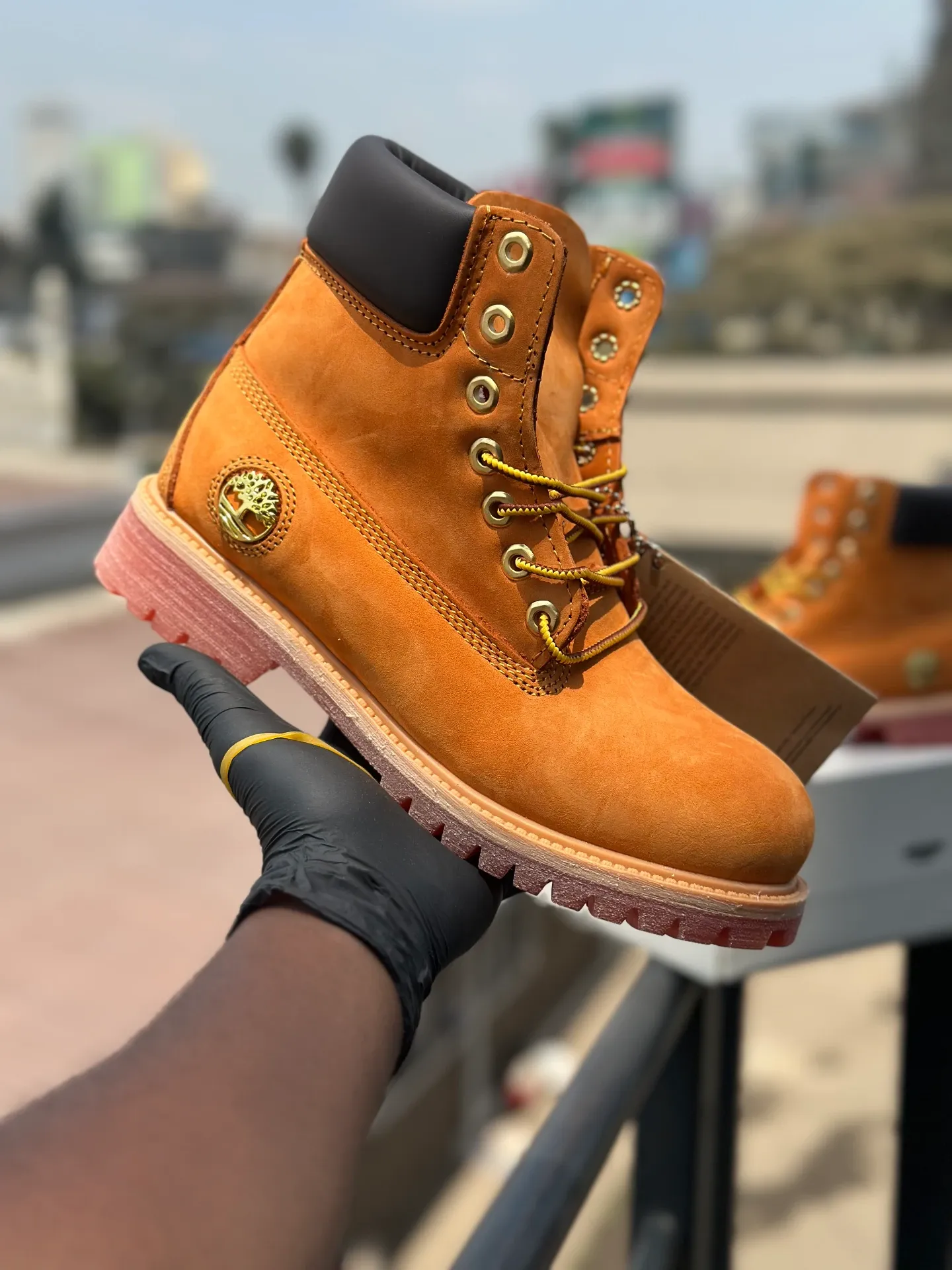 Classic Leather Waterproof Timberland boots original - Detail View Kenya