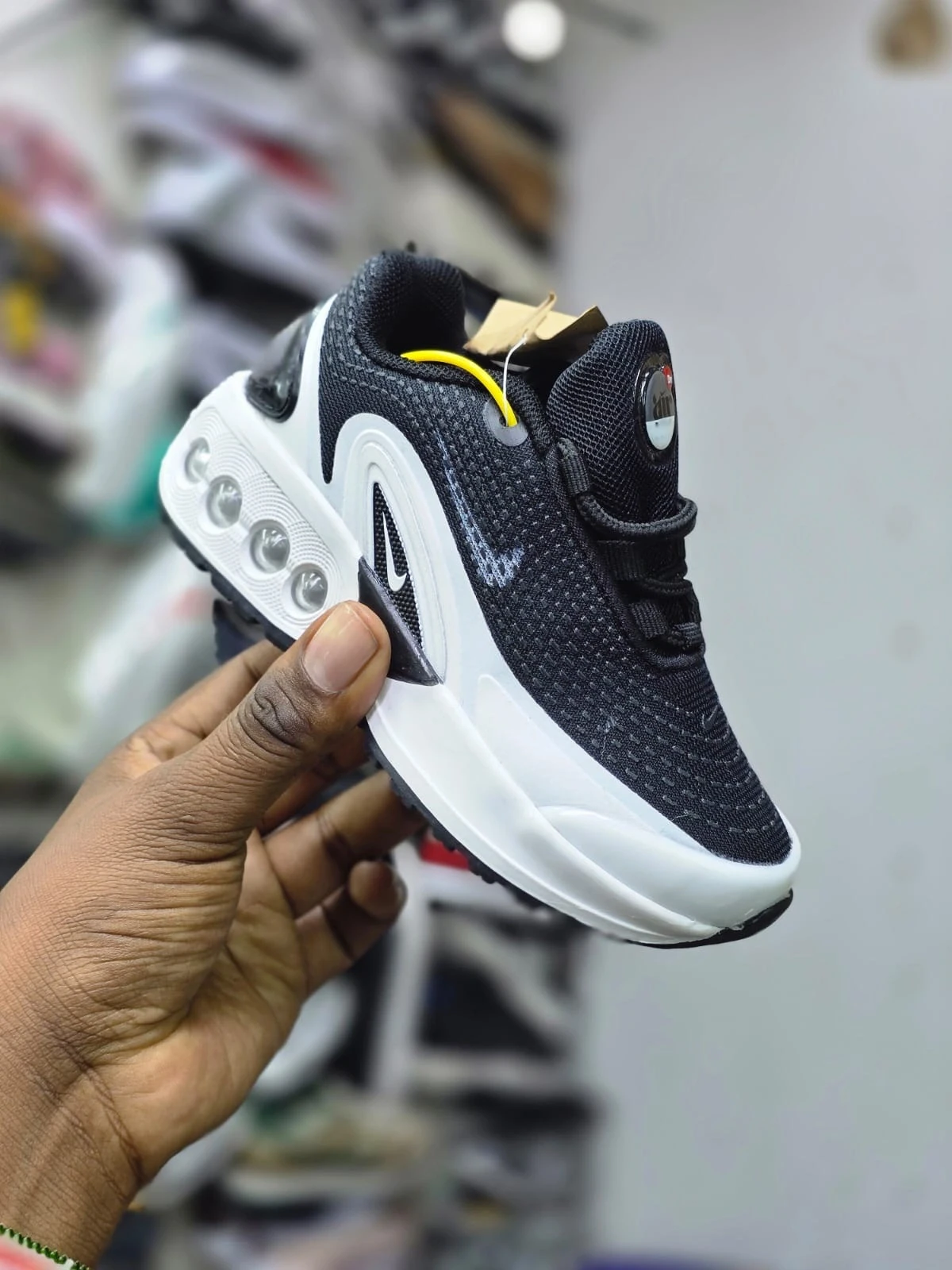 Kids Nike DN (sizes 25-35) Black - Detail View Kenya